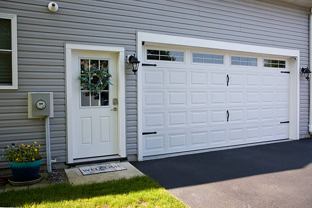 24/7 Emergency Garage Door Roller Replacement experts in Atherton, CA